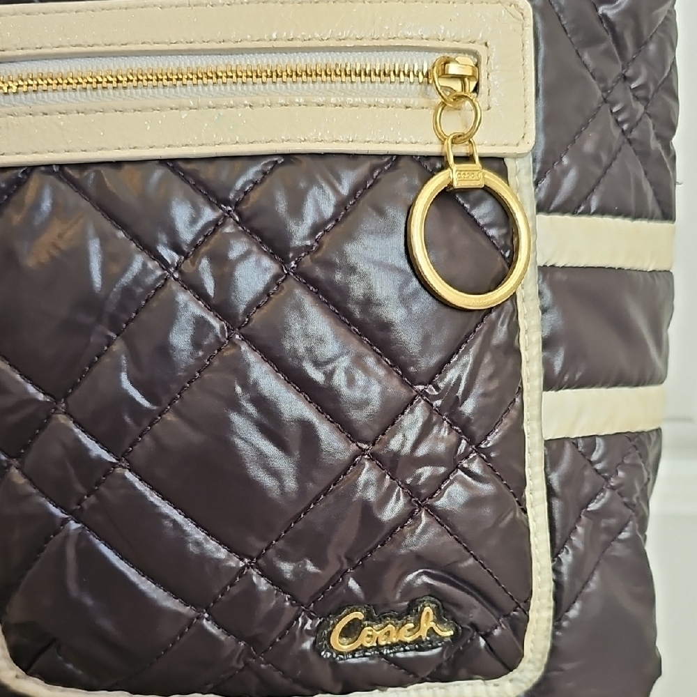 Coach 2010 Poppy Limited Edition Ski Bunny Quilted Glam Tote Bag - Picture 5 of 13
